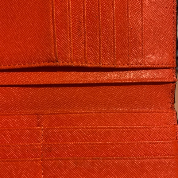 Tory Burch Robinson slim wallet - Picture 7 of 7